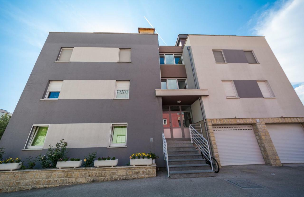 Breki Apartman Подстрана Екстериор снимка