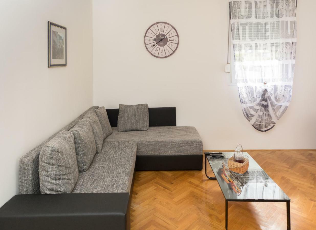 Breki Apartman Подстрана Екстериор снимка